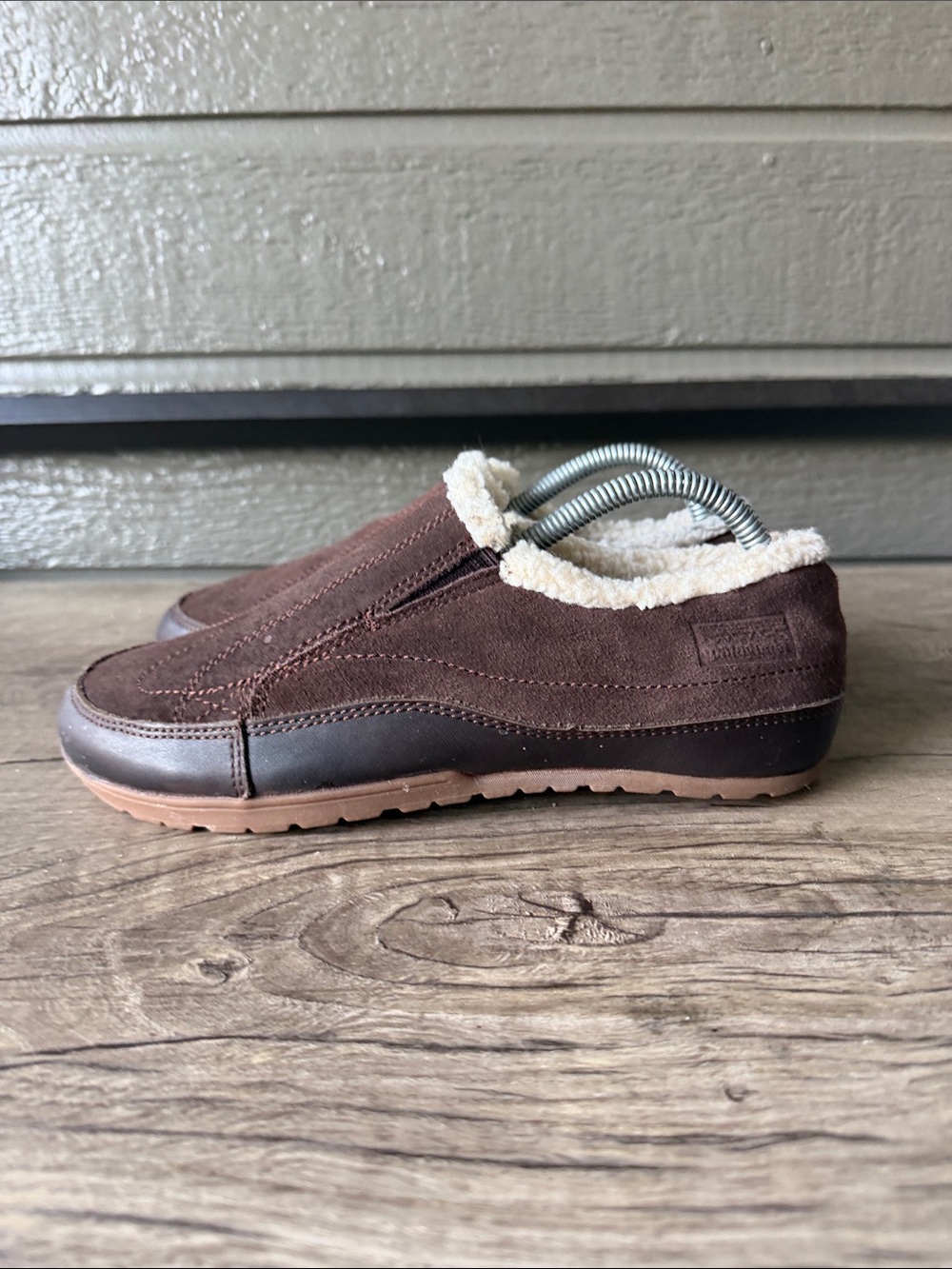Patagonia Women’s Brown Suede Slip-On Shoes with Shearling Lining size 8.5 - Picture 4 of 9